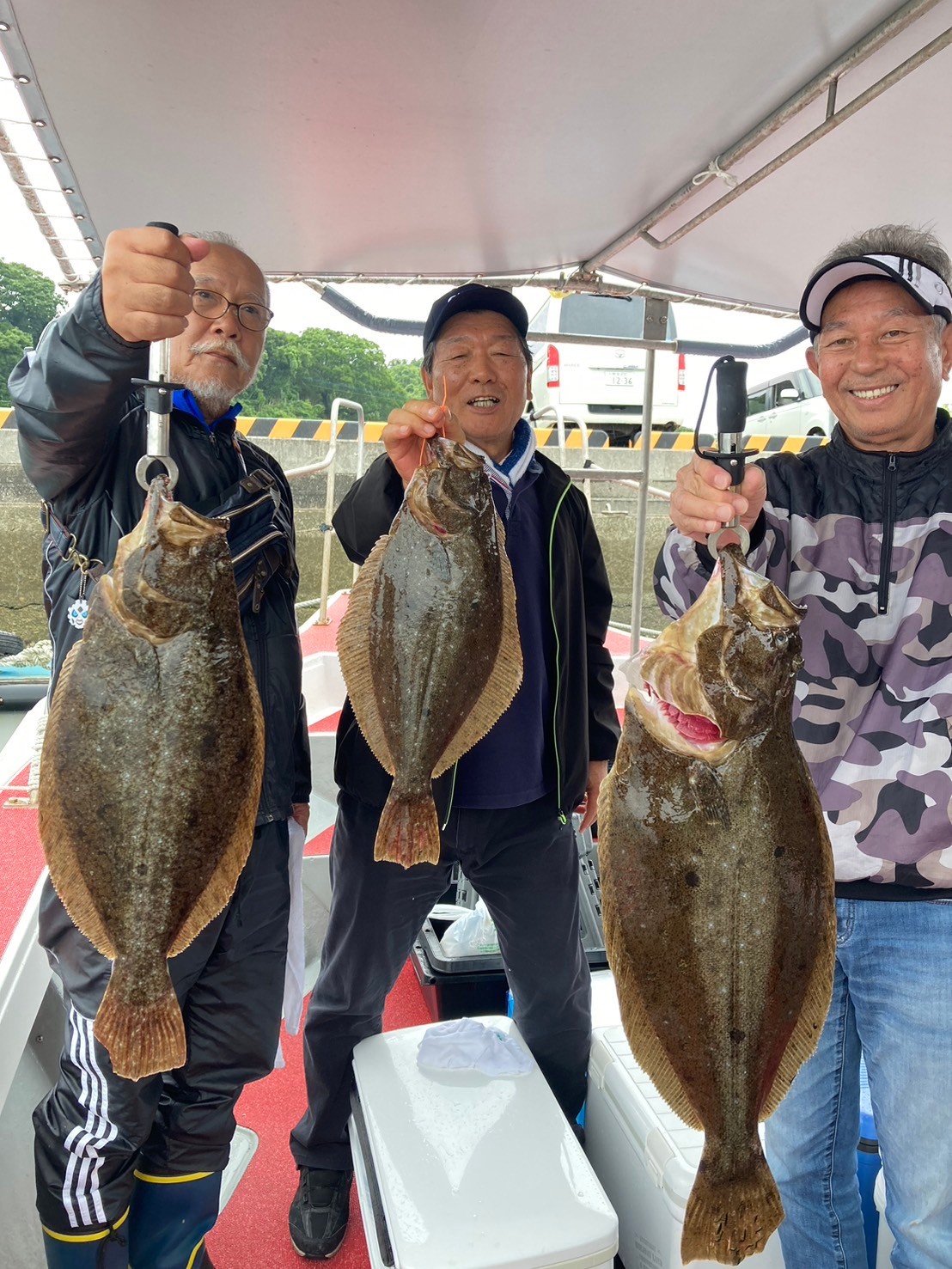 ヒラメ釣行 ️ | 熊本天草の遊漁船5050(ゴーゼロゴーゼロ)にお任せください。